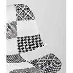 Пластиковый стул на ножках из массива бука Eames Черно-Белый Пэчворк варинант исполнения - 2 | Loft Concept в Красноярске