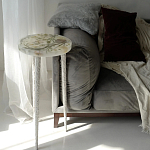 Круглый журнальный столик со столешницей из эпоксидной смолы Epoxy Resin Flowers Coffee Table варинант исполнения - 3 | Loft Concept в Красноярске