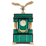 Часы настольные из натурального камня Малахит с декором в виде орла Eagle Stone Clock варинант исполнения - 1 | Loft Concept в Красноярске