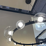 Люстра подвесная круглая с 12-ю прозрачными куполообразными плафонами и черным металлическим основанием Flos Wireline Lighting варинант исполнения - 6 | Loft Concept в Красноярске