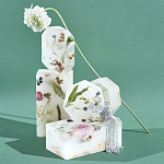 Шкатулка из эпоксидной смолы с цветами белая Epoxy Resin Rectangular Box White варинант исполнения - 4 | Loft Concept в Красноярске