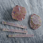 Шкатулка из эпоксидной смолы с цветами розовая Epoxy Resin Square Box Pink варинант исполнения - 4 | Loft Concept в Красноярске