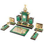 Настольный письменный набор из малахита и долерита с декором в виде герба России Leader Organizer варинант исполнения - 2 | Loft Concept в Красноярске