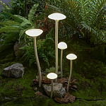 Уличный светильник с пятью матовыми плафонами в форме грибов на высоких изогнутых ножках Mushroom Shape варинант исполнения - 1 | Loft Concept в Красноярске