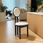 Дизайнерский стул из массива дерева с круглой спинкой Infinitude варинант исполнения - 1 | Loft Concept в Красноярске