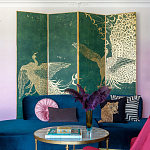 Обои ручная роспись в стиле Арт-деко Whistler Peacocks Original colourway on green painted silk варинант исполнения - 1 | Loft Concept в Красноярске