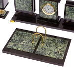 Настольный письменный набор из нефрита на ножках Executive Recruitment варинант исполнения - 2 | Loft Concept в Красноярске