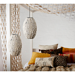 Подвесной светильник вертикальной овальной формы украшенный белыми круглыми бусинами Gradient Oval Pendant Lamp White варинант исполнения - 3 | Loft Concept в Красноярске