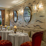 Обои ручная роспись Fishes Blue Pearl on Tarnished Silver gilded silk with pearlescent antiquing варинант исполнения - 7 | Loft Concept в Красноярске