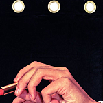 Штора Seletti Lipstick Black варинант исполнения - 1 | Loft Concept в Красноярске