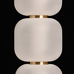 Подвесной светильник с 3-мя округлыми матовыми плафонами из белого стекла Golden Swirl варинант исполнения - 6 | Loft Concept в Красноярске