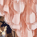 Люстра из стекляных розовых лепестков Petalled Illuminator варинант исполнения - 2 | Loft Concept в Красноярске