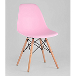 Пластиковый стул на ножках из массива бука Eames Pink варинант исполнения - 1 | Loft Concept в Красноярске