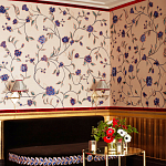 Обои с вышивкой ручной работы Flora Catherine colourway on Liso Pearl wool sateen варинант исполнения - 1 | Loft Concept в Красноярске