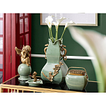 Ваза зеленого цвета из фарфора с бронзовыми ручками в виде драконов и рельефным цветочным декором Eden Garden porcelain and bronze варинант исполнения - 8 | Loft Concept в Красноярске