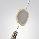 Торшер с шарообразным плафоном из белого стекла с подвеской из камня и длинной кисточкой Agatelle варинант исполнения - 5 | Loft Concept в Красноярске