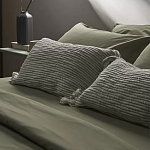 Чехол на подушку мятного цвета с бахромой и объемным узором Ethnic mix варинант исполнения - 6 | Loft Concept в Красноярске