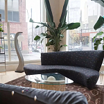 Дизайнерский журнальный стол в виде раковины с жемчужиной под прозрачной столешницей Fahin варинант исполнения - 4 | Loft Concept в Красноярске