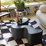 Дизайнерский журнальный стол чёрный изогнутой формы Alefy варинант исполнения - 1 | Loft Concept в Красноярске