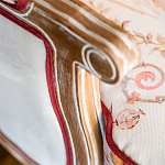 Трехместный диван из массива бука бежевый с растительным орнаментом Raffael Renaissance Beige Sofa варинант исполнения - 7 | Loft Concept в Красноярске