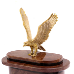 Часы настольные бронзовые из натурального камня Лемезит с декором в виде горного орла Eagle Stone Clock варинант исполнения - 3 | Loft Concept в Красноярске