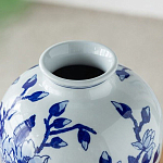 Ваза с бело-синей росписью и изображением цветов Blue & White Ornament варинант исполнения - 3 | Loft Concept в Красноярске