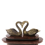 Часы настольные из натурального камня с декором в виде двух лебедей Swans Stone Clock варинант исполнения - 8 | Loft Concept в Красноярске