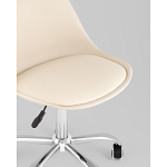 Офисный стул на металлическом основании EGGERY Beige пластик варинант исполнения - 2 | Loft Concept в Красноярске