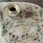 Журнальный стол из эпоксидной смолы с цветами White Flowers Epoxy Resin Coffee Table варинант исполнения - 4 | Loft Concept в Красноярске