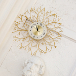 Часы настенные из металла золотые с белым циферблатом Current Time варинант исполнения - 4 | Loft Concept в Красноярске