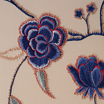 Обои с вышивкой ручной работы Flora Catherine colourway on Liso Pearl wool sateen варинант исполнения - 5 | Loft Concept в Красноярске