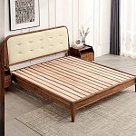 Кровать двуспальная с каркасом из дерева и мягким изголовьем Moon Walnut Bed варинант исполнения - 4 | Loft Concept в Красноярске