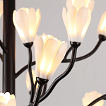 Люстра подвесная черного цвета с ветвями и белыми фарфоровыми цветами Floralis варинант исполнения - 14 | Loft Concept в Красноярске