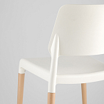Пластиковый стул на ножках из массива бука Ferret White варинант исполнения - 7 | Loft Concept в Красноярске