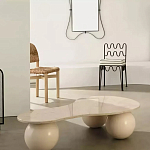 Дизайнерский журнальный стол с изогнутой столешницей на круглых ножках Rigilyr варинант исполнения - 2 | Loft Concept в Красноярске