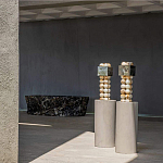 Настольная лампа с основанием из 24 выточенных сферических камней Through Stone варинант исполнения - 4 | Loft Concept в Красноярске