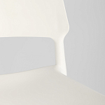 Пластиковый стул на ножках из массива бука Ferret White варинант исполнения - 9 | Loft Concept в Красноярске