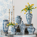 Ваза с крышкой и голубым цветочным рисунком на белом фоне Blue & White Ornament варинант исполнения - 7 | Loft Concept в Красноярске