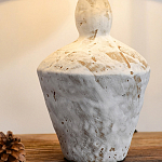 Настольная лампа с керамическим фактурным основанием и тканевым абажуром Eastern Tale варинант исполнения - 4 | Loft Concept в Красноярске