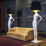 Лампа MANNEQUIN LAMP с абажуром созерцание силуэта варинант исполнения - 4 | Loft Concept в Красноярске