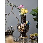 Ваза черная фарфоровая с  узором и бронзовым декором в виде веток с фарфоровой птичкой и цветами Eden Garden варинант исполнения - 2 | Loft Concept в Красноярске