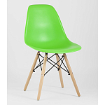Пластиковый стул на ножках из массива бука Eames Light Green варинант исполнения - 1 | Loft Concept в Красноярске