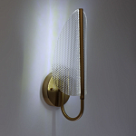 Бра с изогнутым рельефным плафоном Textured Glass варинант исполнения - 2 | Loft Concept в Красноярске