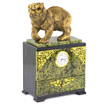 Часы настольные с декором в виде медведя и выдвижным ящиком из натурального камня Змеевик Bear Stone Clock варинант исполнения - 2 | Loft Concept в Красноярске