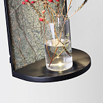 Настенный светильник зеленого цвета с черной рамкой овальной формы с полкой Herbarium  варинант исполнения - 3 | Loft Concept в Красноярске