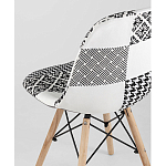 Пластиковый стул на ножках из массива бука Eames Черно-Белый Пэчворк варинант исполнения - 3 | Loft Concept в Красноярске