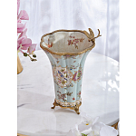 Ваза голубого цвета из фарфора с цветочным рисунком и бронзовой стрекозой Blue Garden варинант исполнения - 7 | Loft Concept в Красноярске